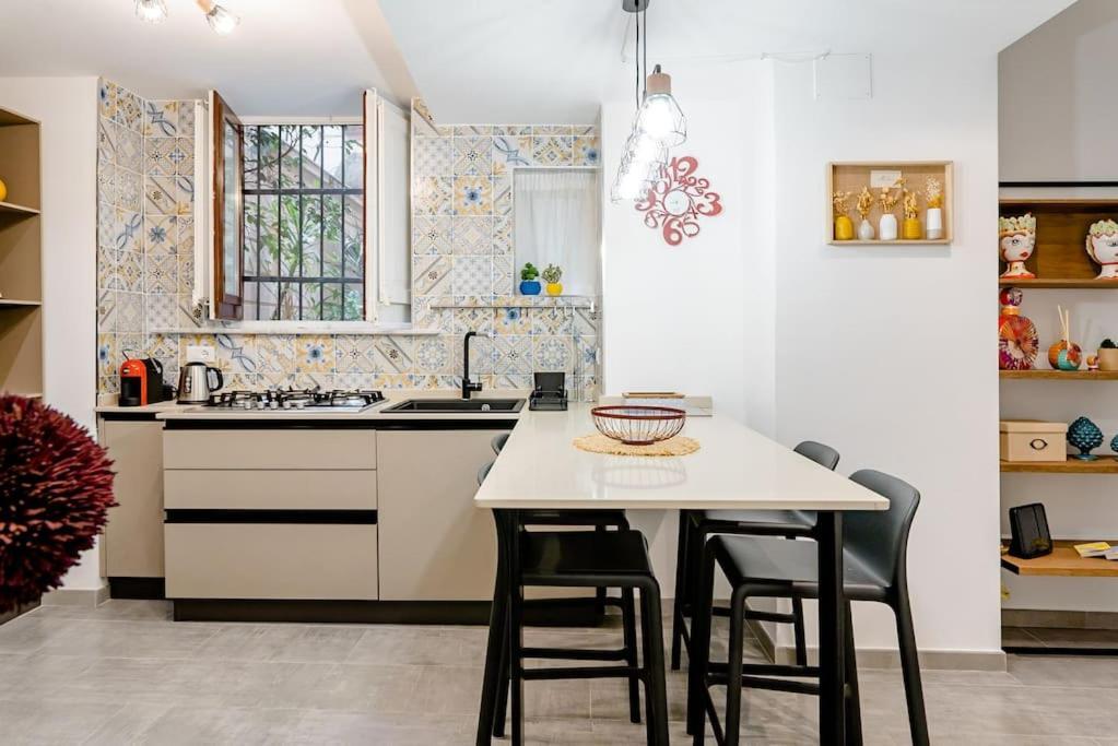 Cortile Marconi Apartment Palermo Bagian luar foto